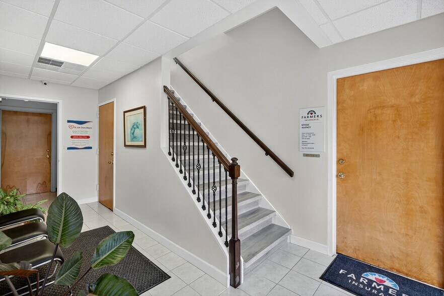 More Photos Of 228 Route 34, Old Bridge Office For Sale