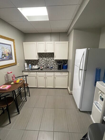 More Photos Of 119 King St, Hagerstown Office For Lease