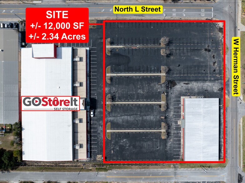 More Photos Of 3670 N L St, Pensacola Office For Sale