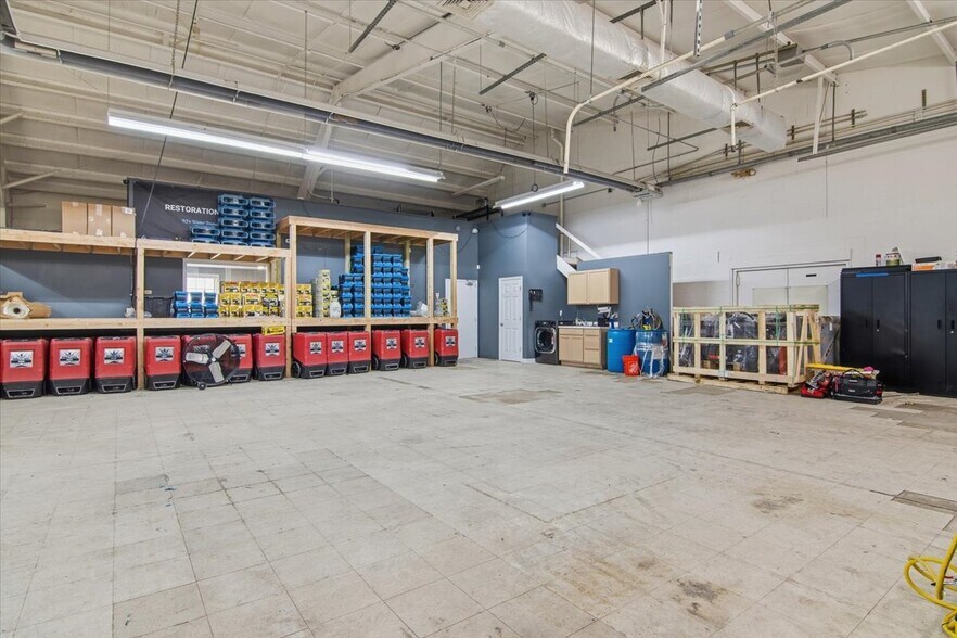 More Photos Of 2 Wilson Dr, Sparta Warehouse For Lease