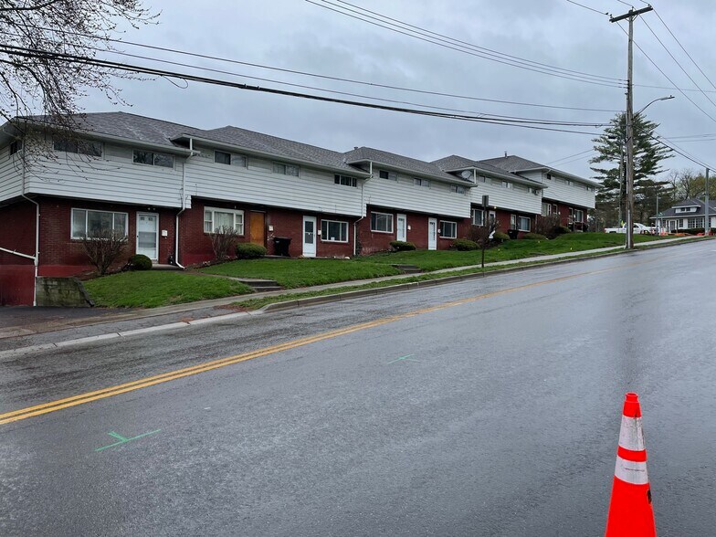More Photos Of 101 Hooper Rd, Endicott Apartments For Sale