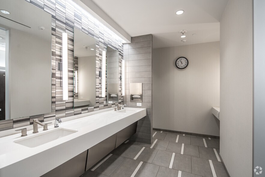 More Photos Of 8750 N Central Expy, Dallas Office For Lease