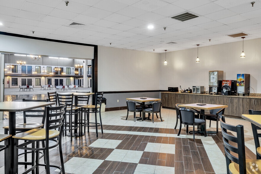More Photos Of 343 W NC-561, Ahoskie Hotel For Sale