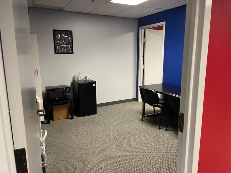 More Photos Of 9045 Corbin Ave, Northridge Office For Lease