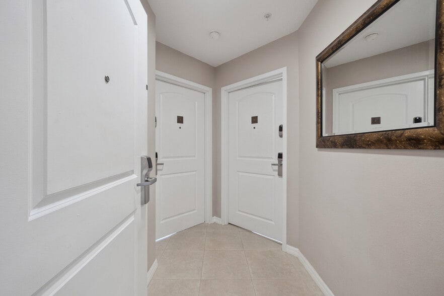 More Photos Of 7383 Universal Blvd, Orlando Hospitality For Sale
