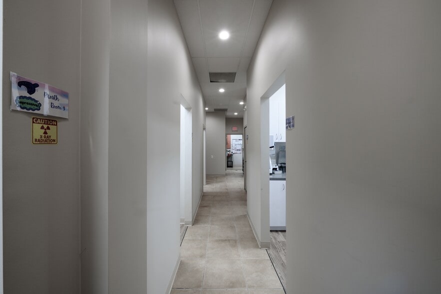 More Photos Of 29103-29115 Center Ridge Rd, Westlake Medical For Lease