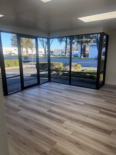More Photos Of 1713-1715 Little Orchard St, San Jose Service For Lease