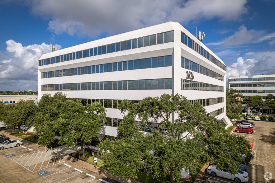 Primary Photo Of 2626 S Loop Fwy W, Houston Office For Lease