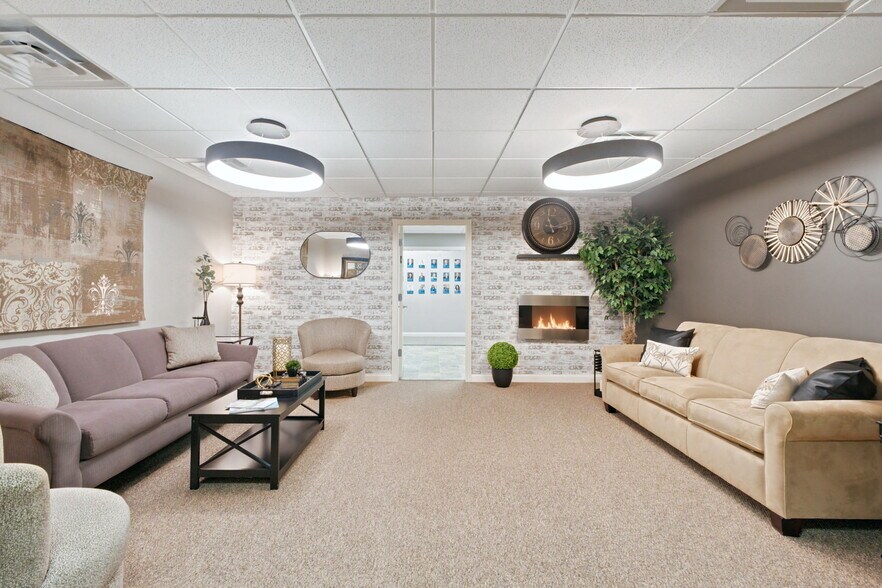 More Photos Of 9109 Stellhorn Crossing Blvd, Fort Wayne Office For Lease