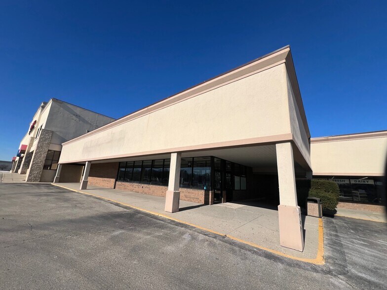 More Photos Of 350-372 Townline Rd, Mundelein Unknown For Sale