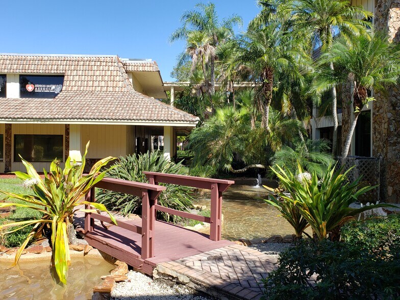 Primary Photo Of 2929 N University Dr, Coral Springs Medical For Sale