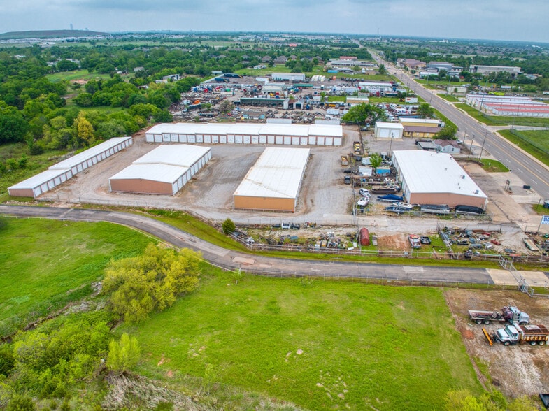 More Photos Of 9201 S Sunnylane Rd, Oklahoma City Self Storage For Lease