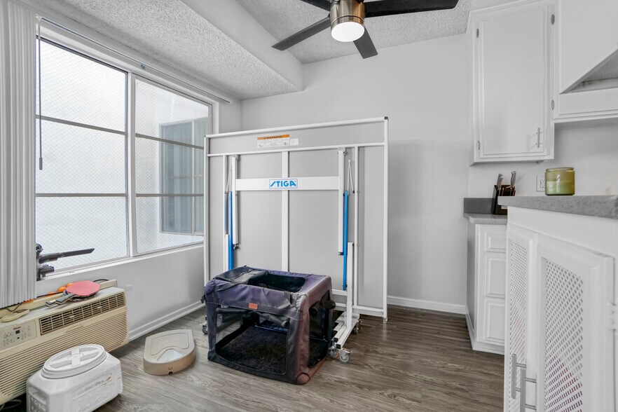 More Photos Of 8011 Romaine St, Los Angeles Apartments For Sale