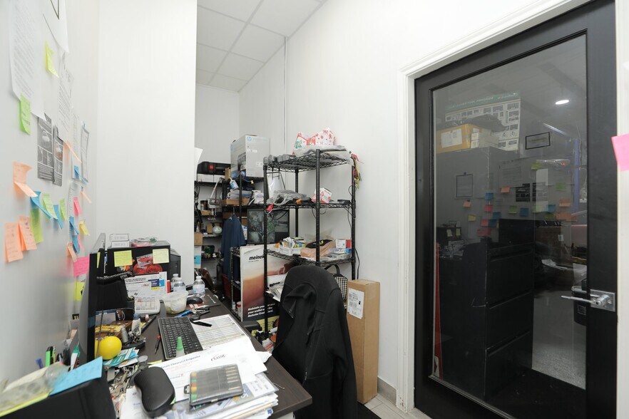More Photos Of 17711 Old Louetta Rd, Houston Auto Repair For Lease