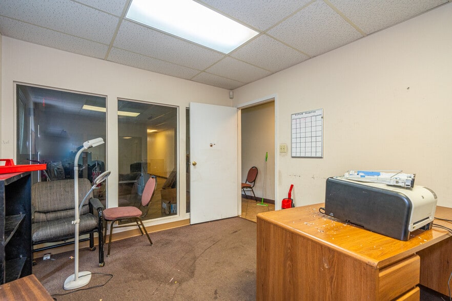 More Photos Of 3380 Successful Way, Dayton Office For Sale