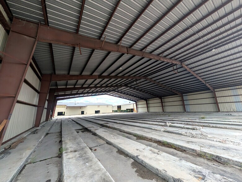 More Photos Of 1509 S Byron Butler Pky, Perry Manufacturing For Sale