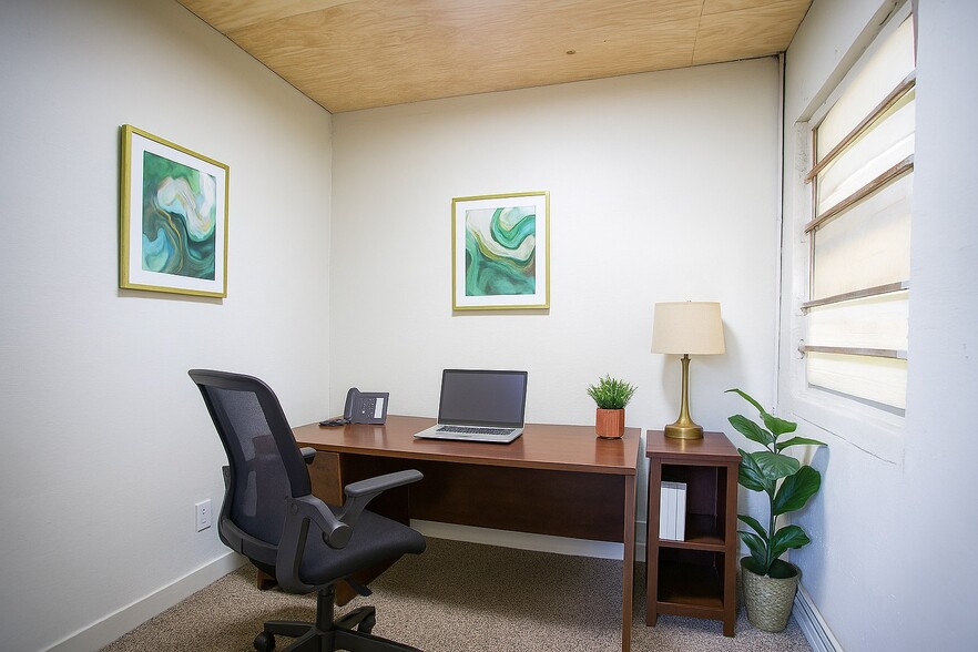 More Photos Of 3812 Bennington Ave, Kansas City Industrial For Sale