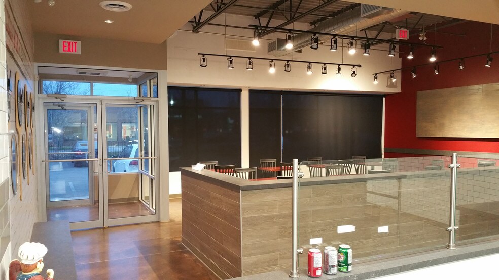 More Photos Of 259 Highway 8, Hamilton Storefront Retail Office For Lease