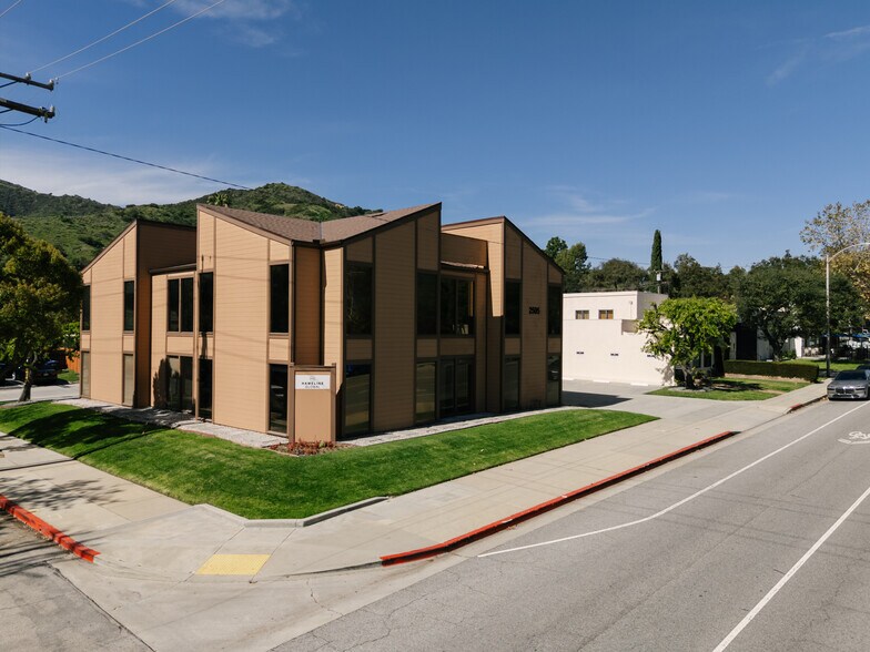 More Photos Of 2505 Canada Blvd, Glendale Office For Sale