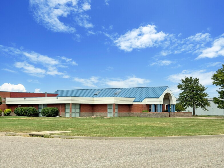 Primary Photo Of 9310 E 37th St, Wichita Flex For Sale