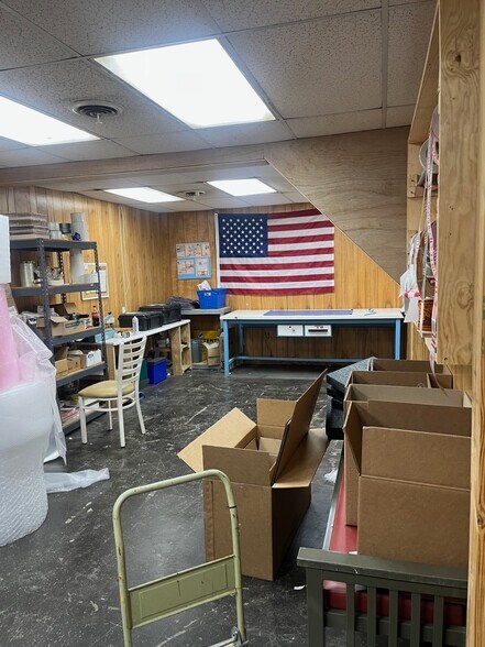 More Photos Of 1009 Putman Dr NW, Huntsville Warehouse For Lease