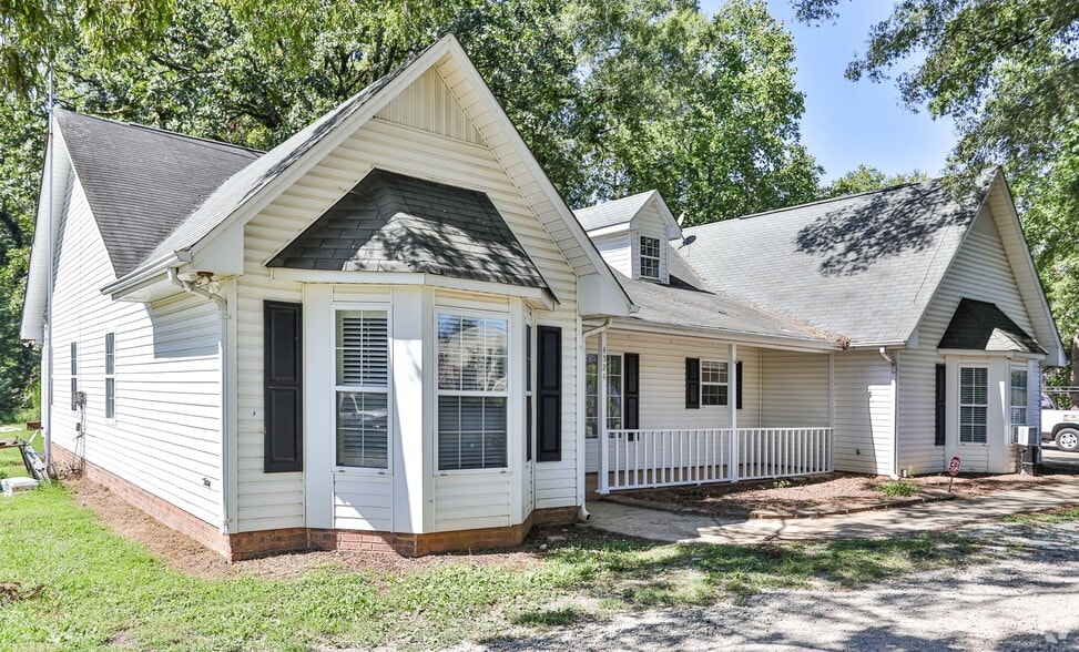 More Photos Of 4524 Old Monroe Rd, Indian Trail Office For Lease