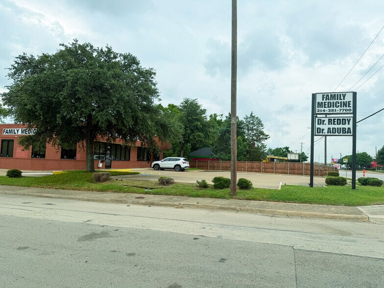 More Photos Of 3946 S Buckner Blvd, Dallas Office For Lease