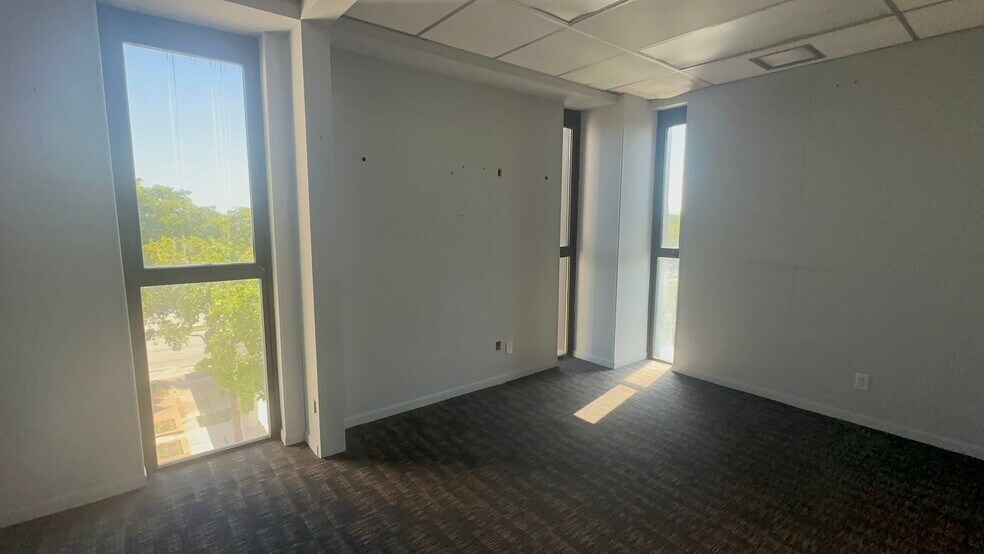 More Photos Of 1771 N State Road 7, Fort Lauderdale Loft Creative Space For Sale