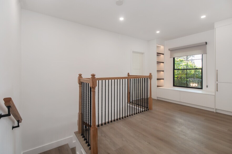 More Photos Of 1718-1726 N Vista St, Los Angeles Apartments For Sale