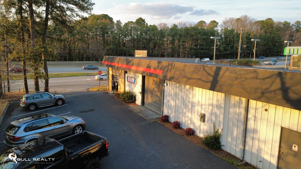 More Photos Of 6483 Peachtree Industrial Blvd, Atlanta General Retail For Sale