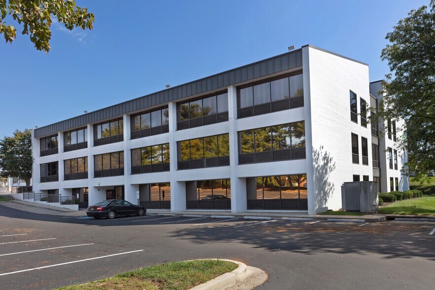 More Photos Of 10301 Georgia Ave, Silver Spring Medical For Lease