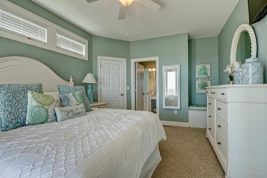 More Photos Of 2068 New River Inlet Rd, North Topsail Beach Apartments For Sale