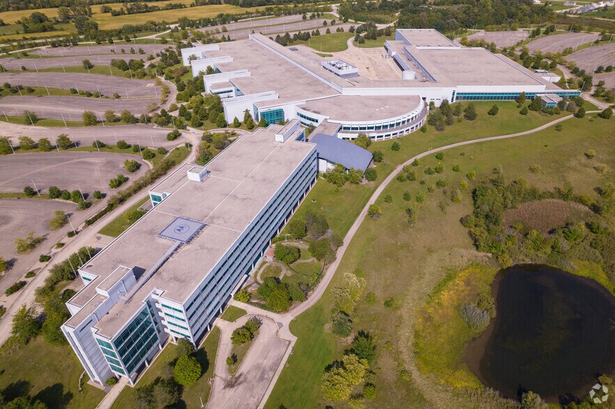 More Photos Of 2001 N Division St, Harvard Manufacturing For Lease