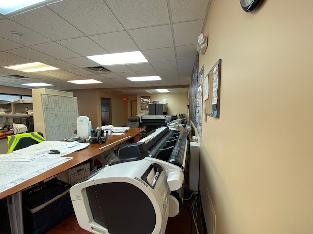 More Photos Of 670 Bergen Blvd, Ridgefield Medical For Sale