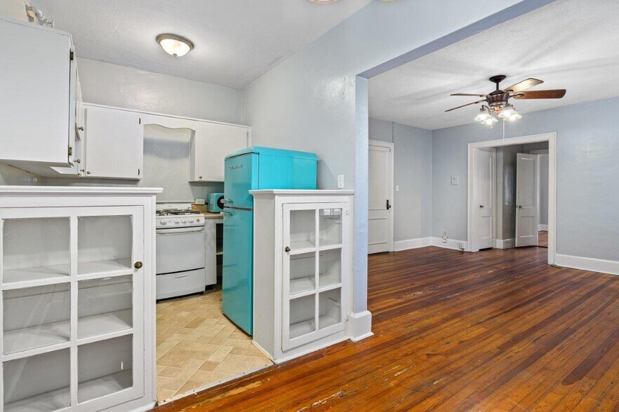 More Photos Of 124 Live Oak Ave, Daytona Beach Apartments For Sale