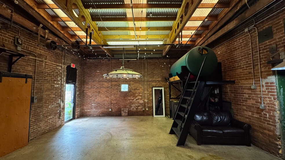 More Photos Of 116 Krog St, Atlanta Loft Creative Space For Sale