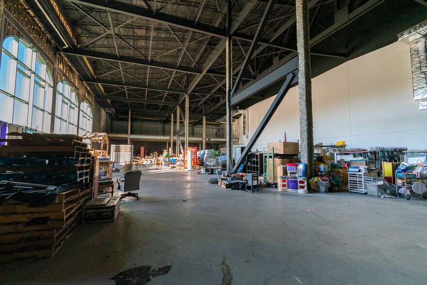 More Photos Of 1701 Westchester Dr, High Point Religious Facility For Sale