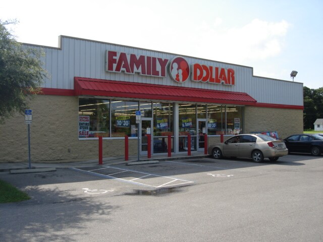 Primary Photo Of 103 N Center St, Pierson Freestanding For Sale