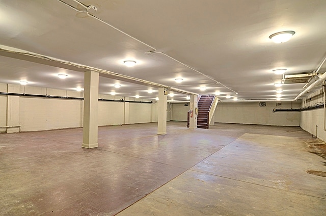 More Photos Of 6442-6450 Cermak Rd, Berwyn Apartments For Lease