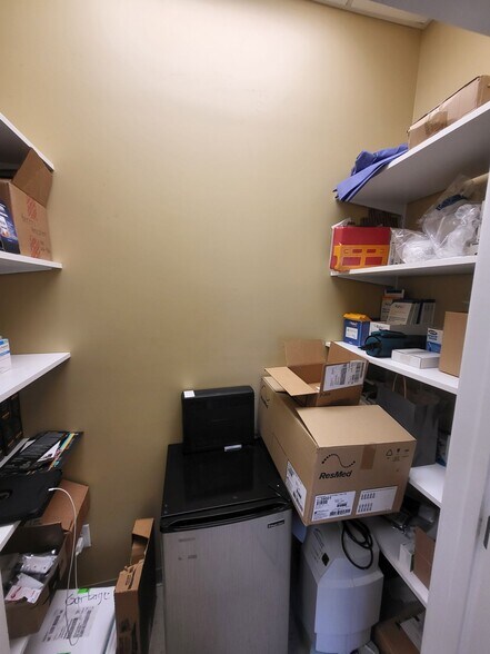 More Photos Of 111 Laurel Creek Rd Se, Calhoun Medical For Lease