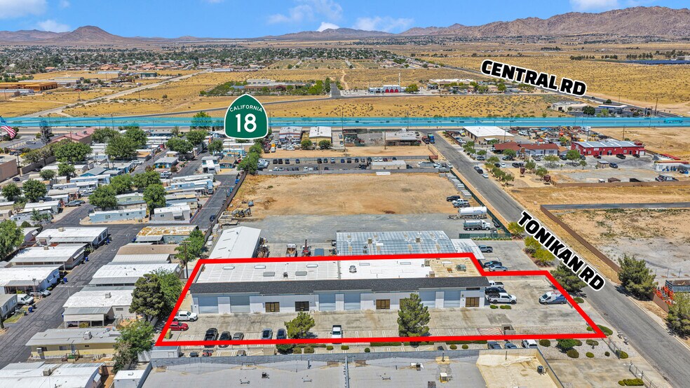 More Photos Of 13560 Tonikan Rd, Apple Valley Service For Sale