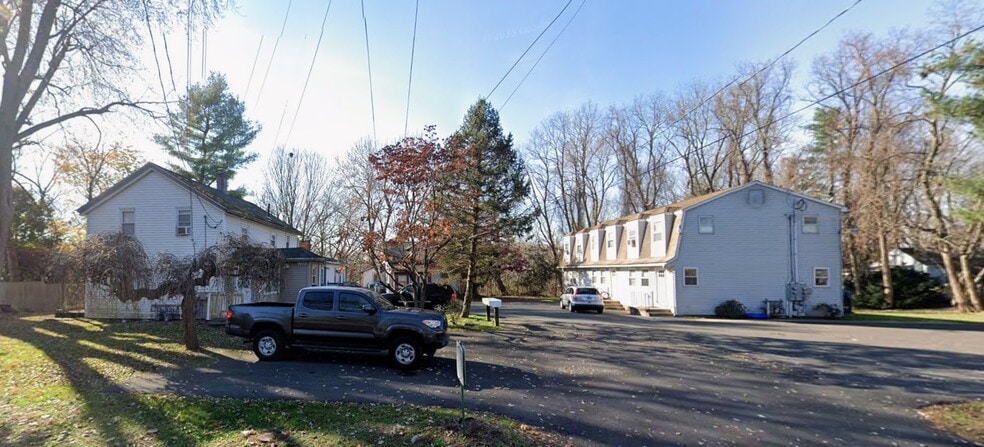 More Photos Of 331-339 Naubuc Ave, Glastonbury Apartments For Sale