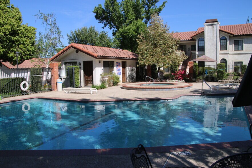 More Photos Of 4401 W Goshen Ave, Visalia Apartments For Sale