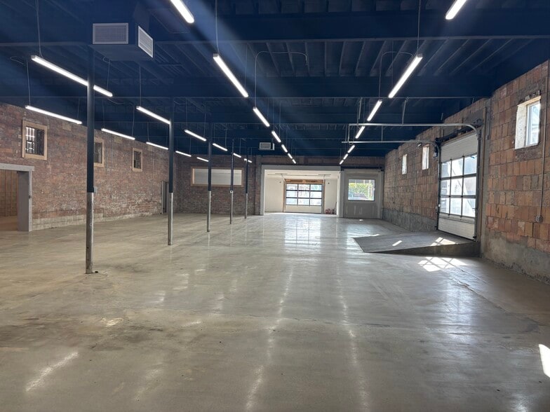 More Photos Of 126 Grand Ave, Mars General Retail For Sale