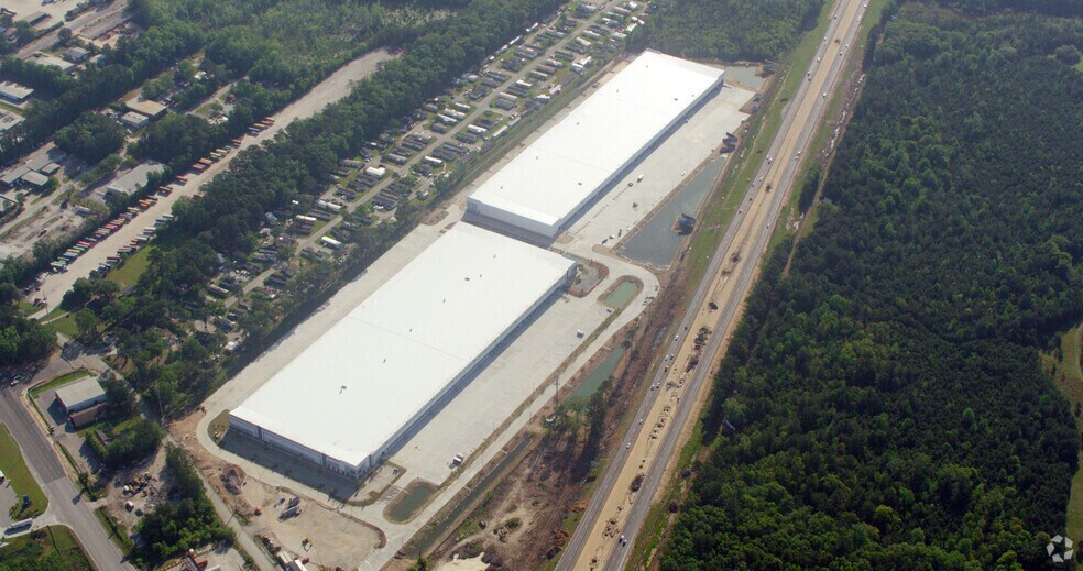 More Photos Of 1514 Old Dean Forest Rd, Garden City Distribution For Lease
