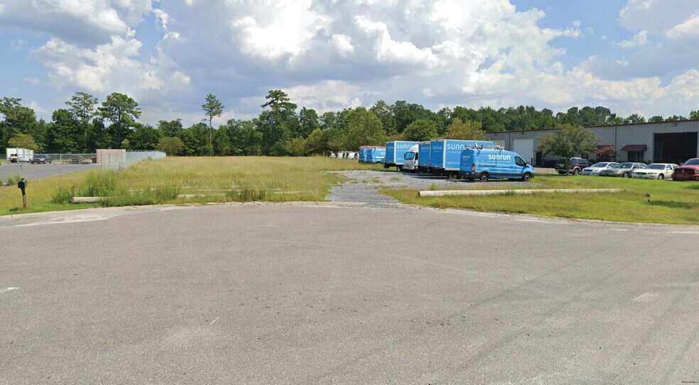 More Photos Of 223 Cember Way, Summerville Land For Lease