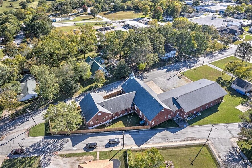 More Photos Of 510 E Madison Ave, Berryville Religious Facility For Sale