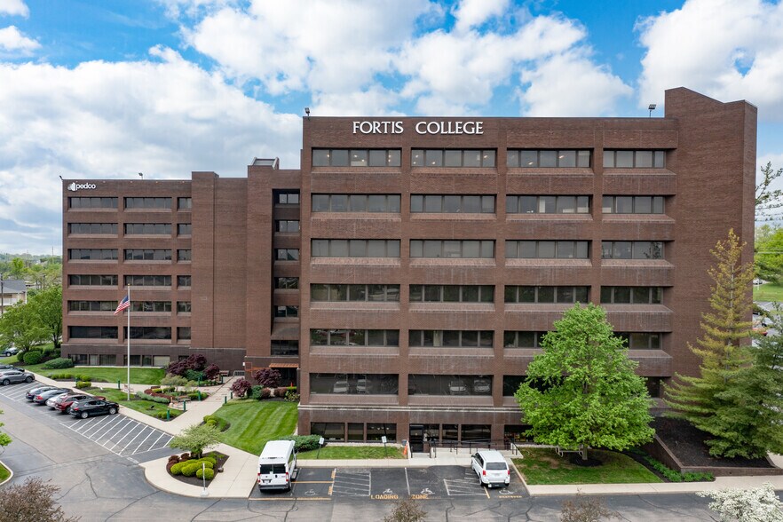 More Photos Of 11499 Chester Rd, Sharonville Office For Lease