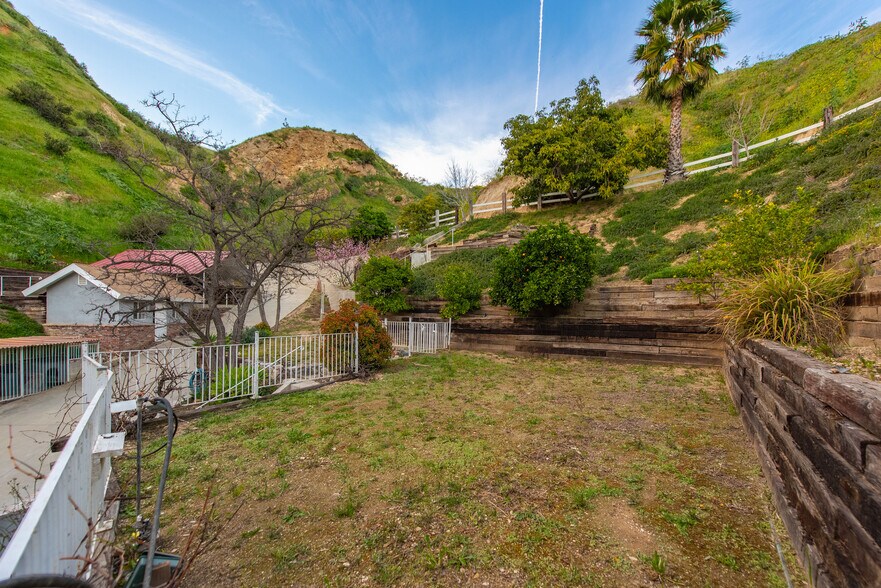 More Photos Of 12141 Wildwood Trl, Kagel Canyon Specialty For Sale