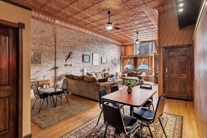 More Photos Of 68 Main St, Whitehall Flex For Sale